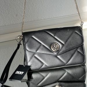 NWT. DKNY Quilted Wallet On A Chain